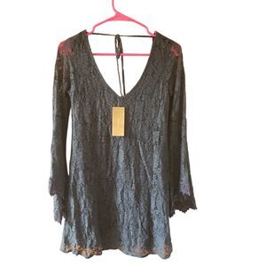 NWT Francesca’s Dress Blue Lace Trumpet/Bell Sleeve Lined Tunic XS Whimsigoth